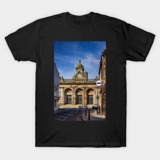 The Corn exchange, Newark. T-Shirt